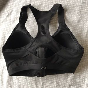 Victoria’s Secret VSX sports bra 32DD